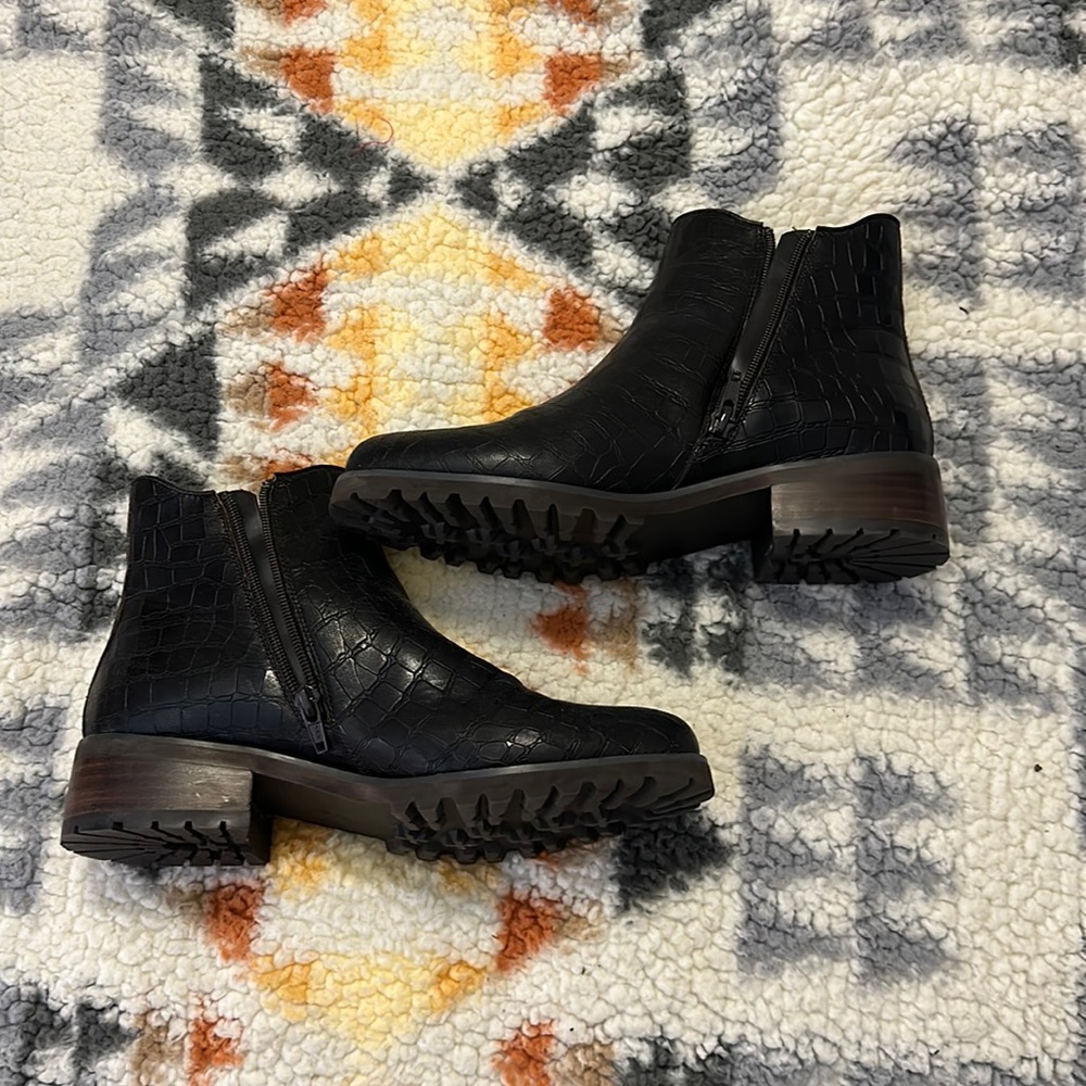 Women’s boots